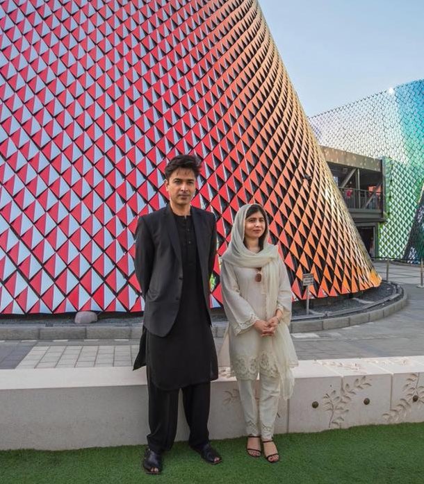 .@ShehzadRoy and @Malala spotted at the Pakistan Pavilion at @dubaiexpo2021. ✨
@Expo2020Pak @RashidRStudio 

#Malala #ShehzadRoy #Dubai2020Expo #PakistanPavilion