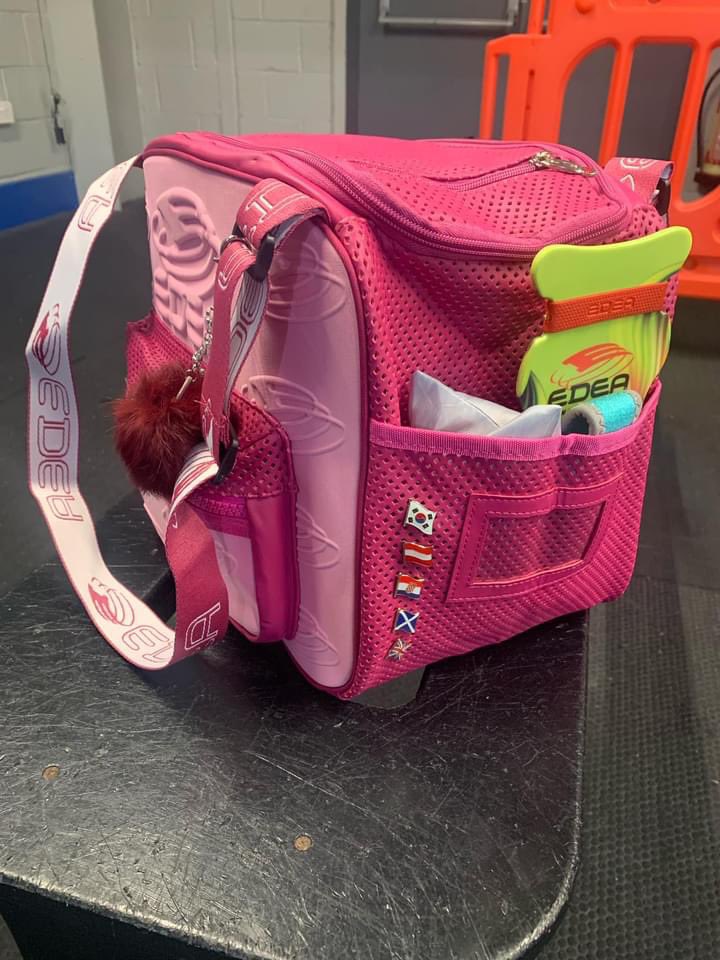 MollyRobotham's tweet photo. Thank you @AlsSkateShop for my new @edeaskates bag! Love it 💗💗 xx #sponsoredskater #GBSkater https://t.co/5hojqVQX6R