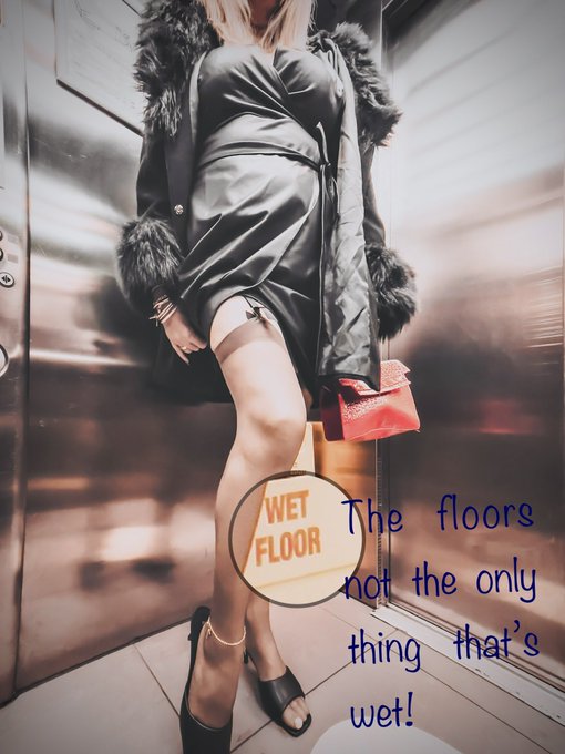 Love in an elevator - to paraphrase Mr Tyler. I definitely prefer going down, but enjoy having someone<a href="/tag/stockings"class="tags"><span>#stockings</span></a><a href="/tag/milf"class="tags"><span>#milf</span></a><a href="/tag/anklet"class="tags"><span>#anklet</span></a><a href="/tag/slut"class="tags"><span>#slut</span></a><a href="/tag/swingersclub"class="tags"><span>#swingersclub</span></a><a href="/tag/exhibisionist"class="tags"><span>#exhibisionist</span></a>