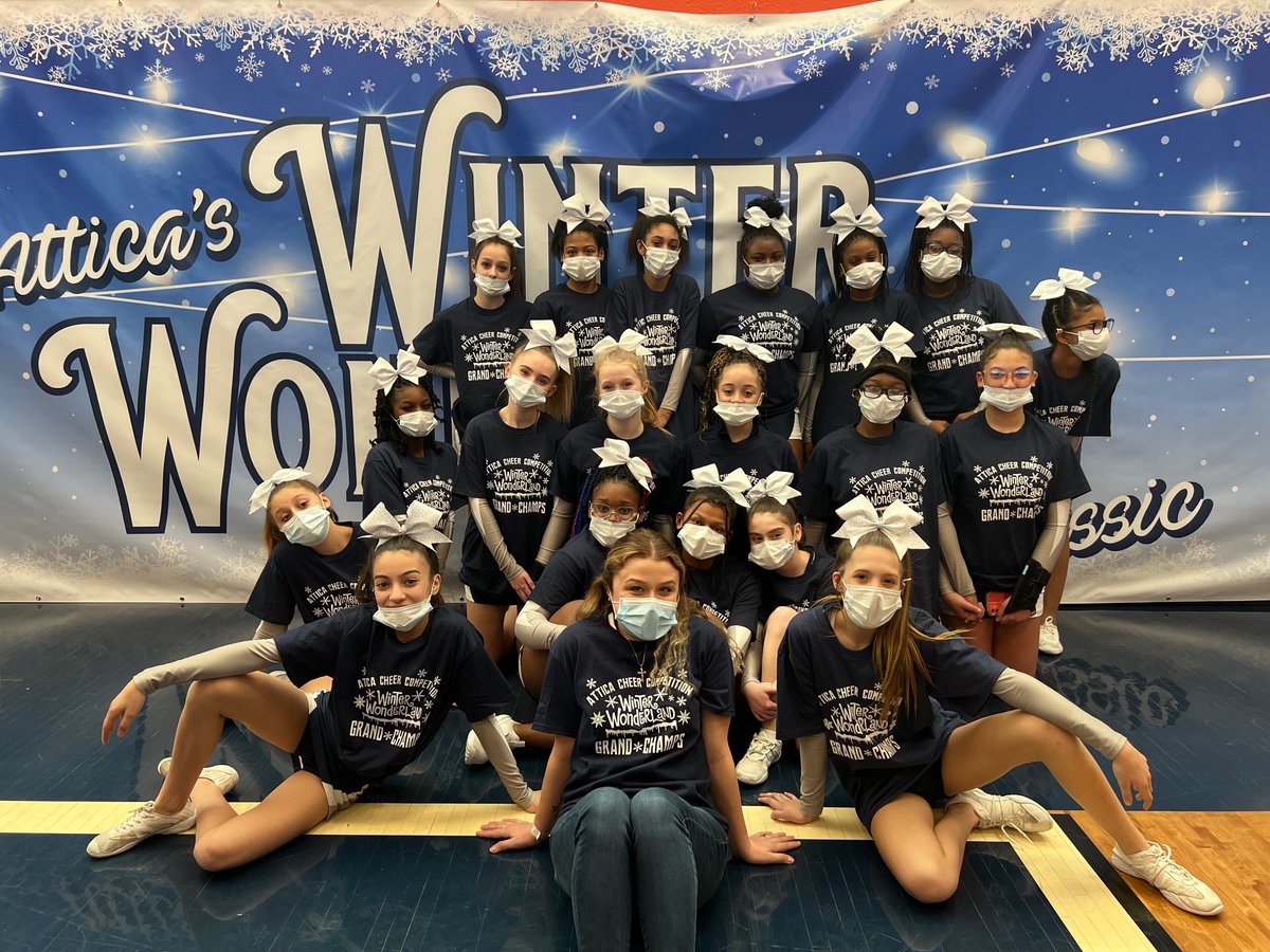 GatesChiliCheer's tweet photo. Congratulations to our Modified Team for winning 1st place and GRAND CHAMPS at Attica’s Winter Wonderland competition! 💙 #GCPride #GCSpartans @GCSDSpartans https://t.co/oWJR38a65Q