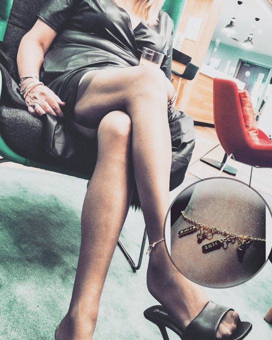 A spontaneous trip to the midlands for a club night - lots of sex, and another hotel stay, what more<a href="/tag/swingersclub"class="tags"><span>#swingersclub</span></a><a href="/tag/cockhungryslut"class="tags"><span>#cockhungryslut</span></a><a href="/tag/chameleonsclub"class="tags"><span>#chameleonsclub</span></a>