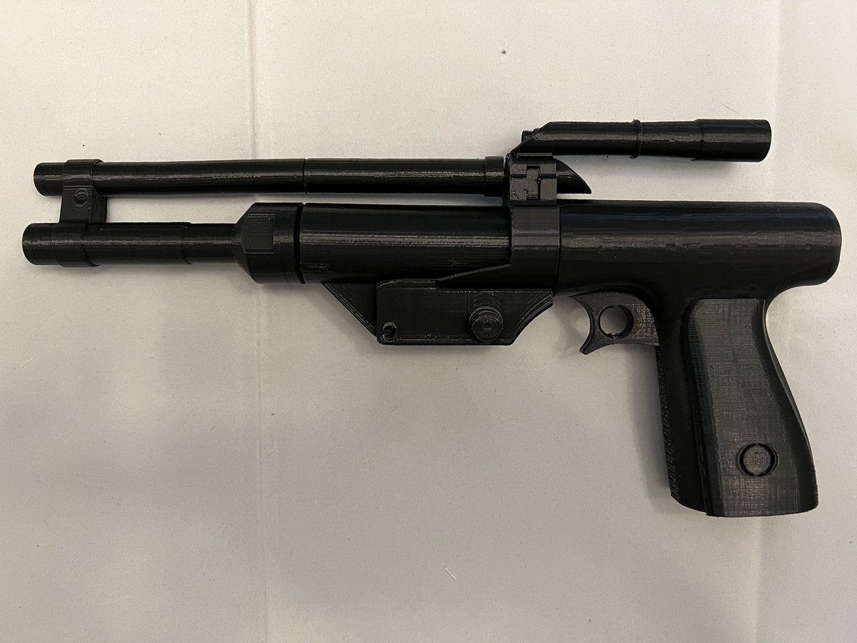 Working on a Boba Fett pistol to add to my collection. #BobaFett #Mandalorian