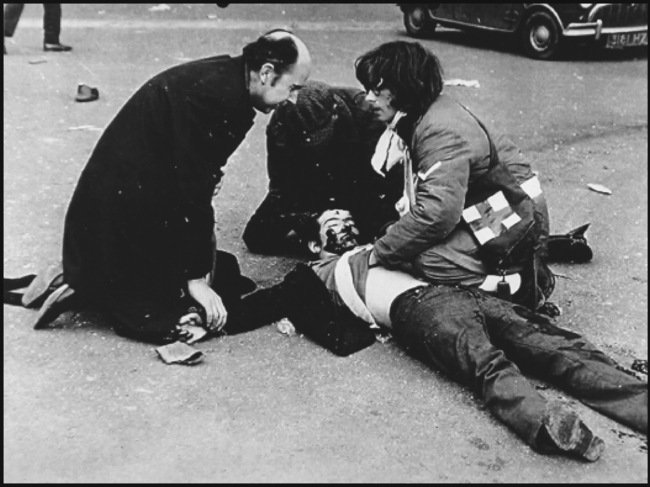 January 30/1972: #BloodySunday > Heavily Armed British Paratroopers Murder 14 unarmed people. #CrimesofBritain