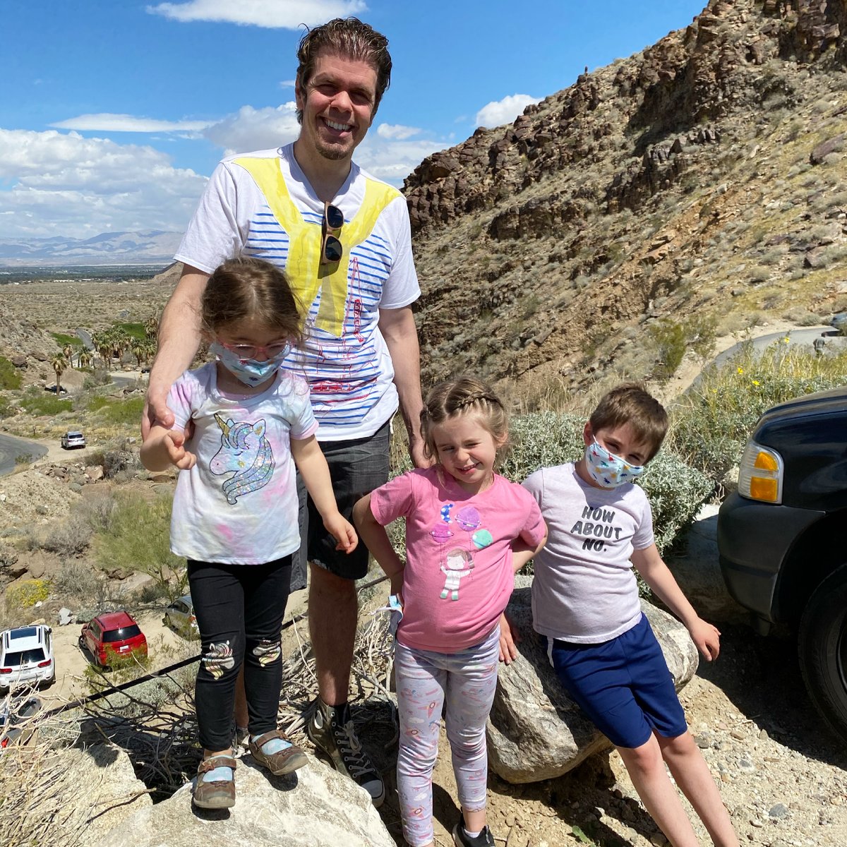ThePerezHilton's tweet photo. I wish we could be on vacation all the time! Watch our #vlog to check out the less traveled parts of #PalmSprings HERE: https://t.co/B8PvTKUy9d https://t.co/51aBtbzjxF