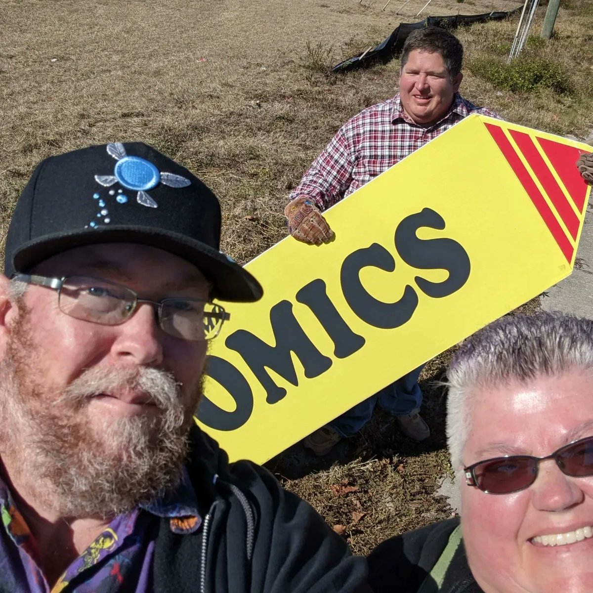 O__C__D's tweet photo. Had to stop by #westorangecomicsandvideogames  to visit everybody including the one and only #thegregoryinthearts and drop off some flyers for @olocomicandtoyshow 
#olo #olocomicandtoyshow #ocd #orlandocollectordeviants #toys  #retrotoys #conventions #confather #orlando https://t.co/hSWIBvGPtW