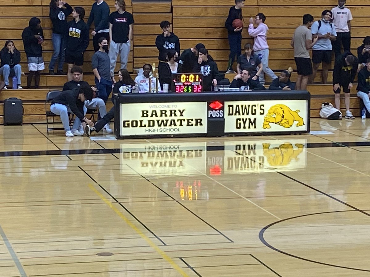 UnionParkSchool's tweet photo. Hold your head high, Toro Ballers! You made it to the championship game in our FIRST YEAR competing in the district leagues! You took it to DOUBLE OVERTIME and played with all of your heart! The pride in that gym was amazing. WE ARE TOROS! #toroup https://t.co/oKdQP8moQ4