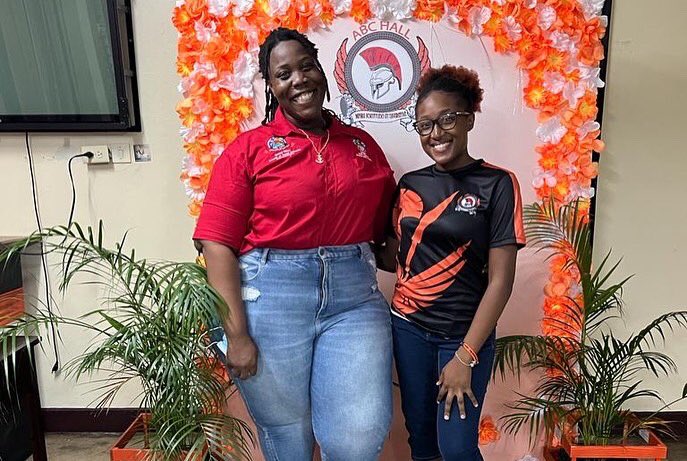 abchalluwi's tweet photo. Things we love to see👏🏾👏🏾!! 

This past week Faculty of Social Sciences Representative @Onlyomolora had a ‘sit down’ with members of the faculty living on hall. This was in an effort to continue her quest to connect with Tigers on halls.

#onesparta⚔️🛡⚔️ https://t.co/vZoOWHjuvG