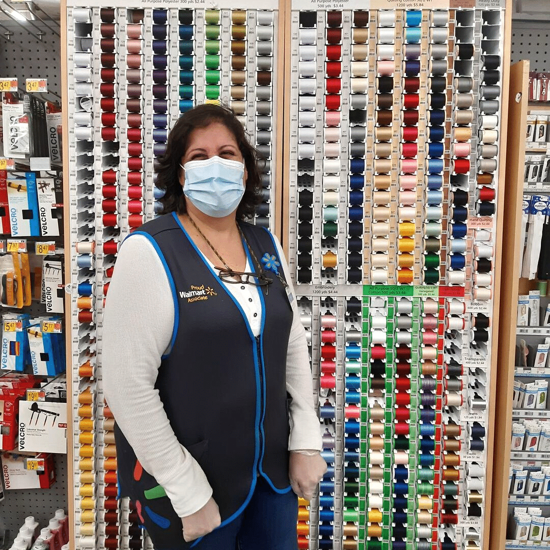 WalmartWorld's tweet photo. We wanted to loop π everyone in and recognize an associate who has been doing an amazing job at Store 475 in Round Rock, TX. π Letβs give a big shoutout to Noha! π£οΈ Thanks for always being on point! π€© #amazing #walmartassociate #texas https://t.co/scqzVzj5QR