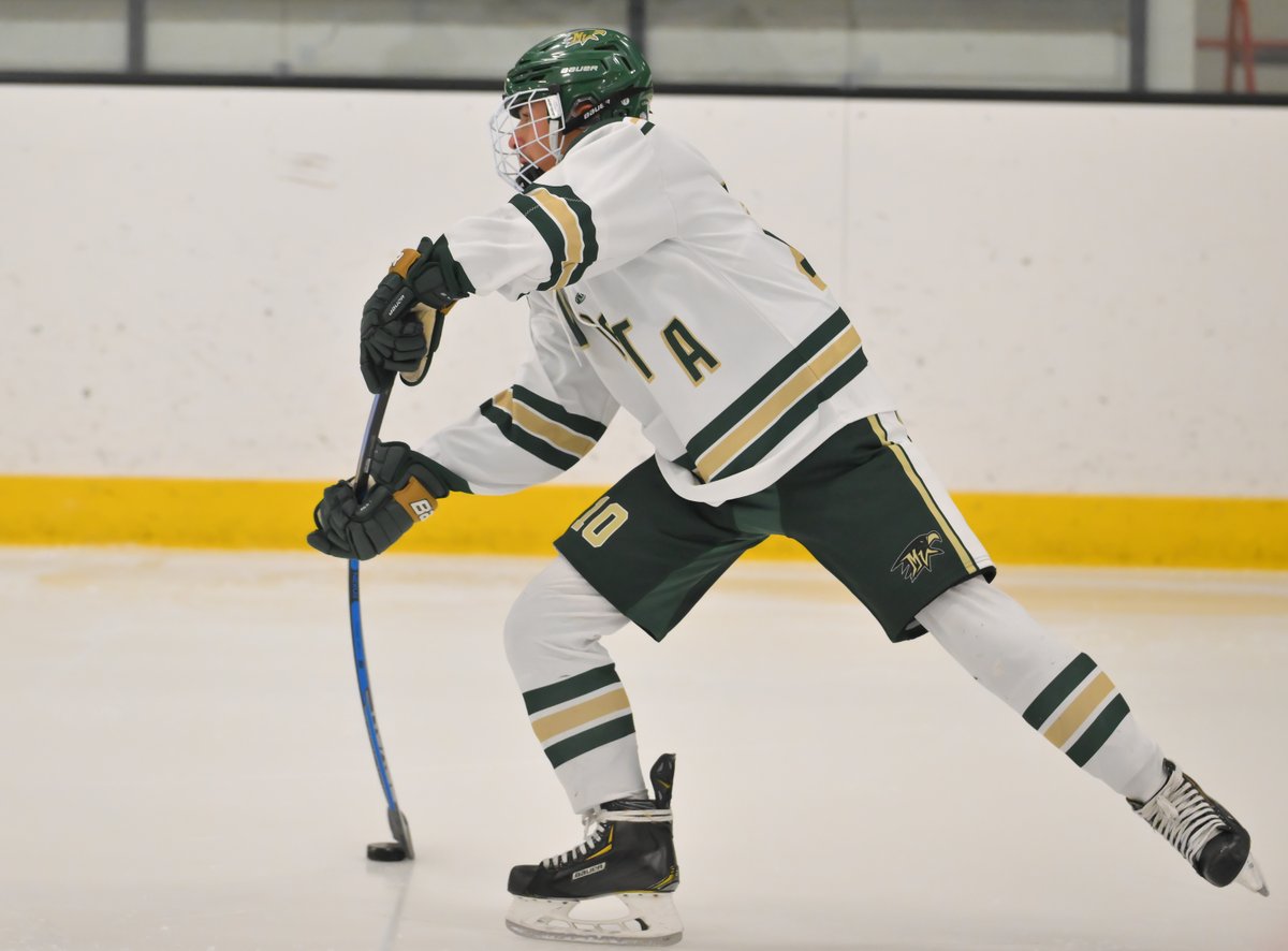 Paul_Shepardson's tweet photo. @VistaHockey and @IceChaparral skated to a 6-6 tie in @chsaa play.  Amazing game!

Pro Images Here - https://t.co/I73WcLGVEv

@GoldenEagles_ @BoosterVista @GoldenEagles_ @ColoHSHockey @ChapCrierNews https://t.co/gsv4xkTDTm