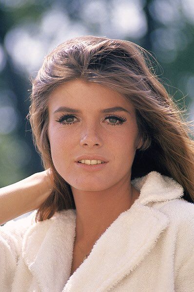 Happy 82nd birthday to the incomparable Katharine Ross          