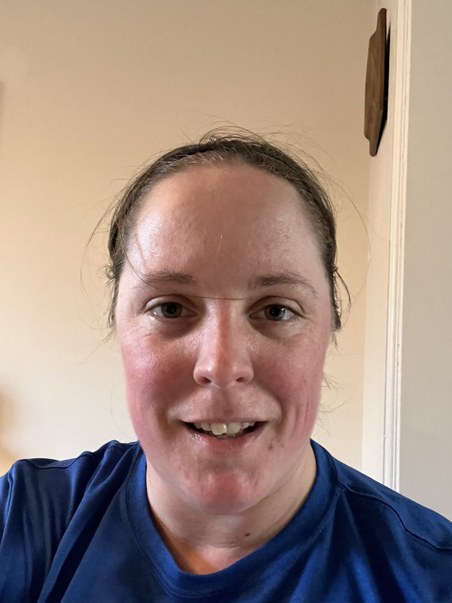 RachWilliamson0's tweet image. 10km single arm rowing - I do not recommend but I’ve always wanted to say I did it without stopping! 

Never again! 😆🤮💪🏻

@BritishRowing @Concept2UK @HelpforHeroes #SingleArm #IndoorRowing #HandCramp #ArmCramp #NeckCramp #CrampyCramp #Veteran #InvictusGames #Row #Rowing #SubHr