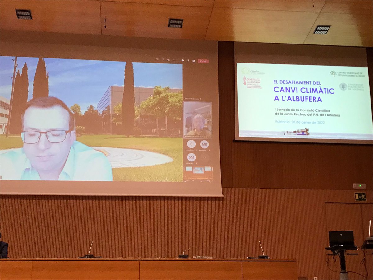 GlobalOmnium's tweet photo. 🧑🏻🎓Experiencia + formación = éxito! 💫#GlobalOmnium ha participado en la Jornada en la @UPV “ El desafío del Cambio Climático en La Albufera” con Manuel Pulido Director del #IAMMA y María Peña de I+D+i del área de depuración de GO https://t.co/pdbkg4HEjt