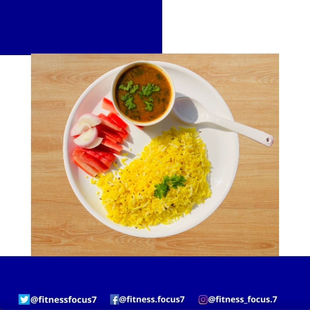 FitnessFocus7's tweet photo. Eating mini-meals can satisy the appetite,blood sugar levels, provide nutrient to the body& improve metabolism...🥗✅
Are you eating mini-meals??..
if need any help DM me...
.
#minimeals #eatinghabits #healthy #Inspiration https://t.co/0CgpThfxd1