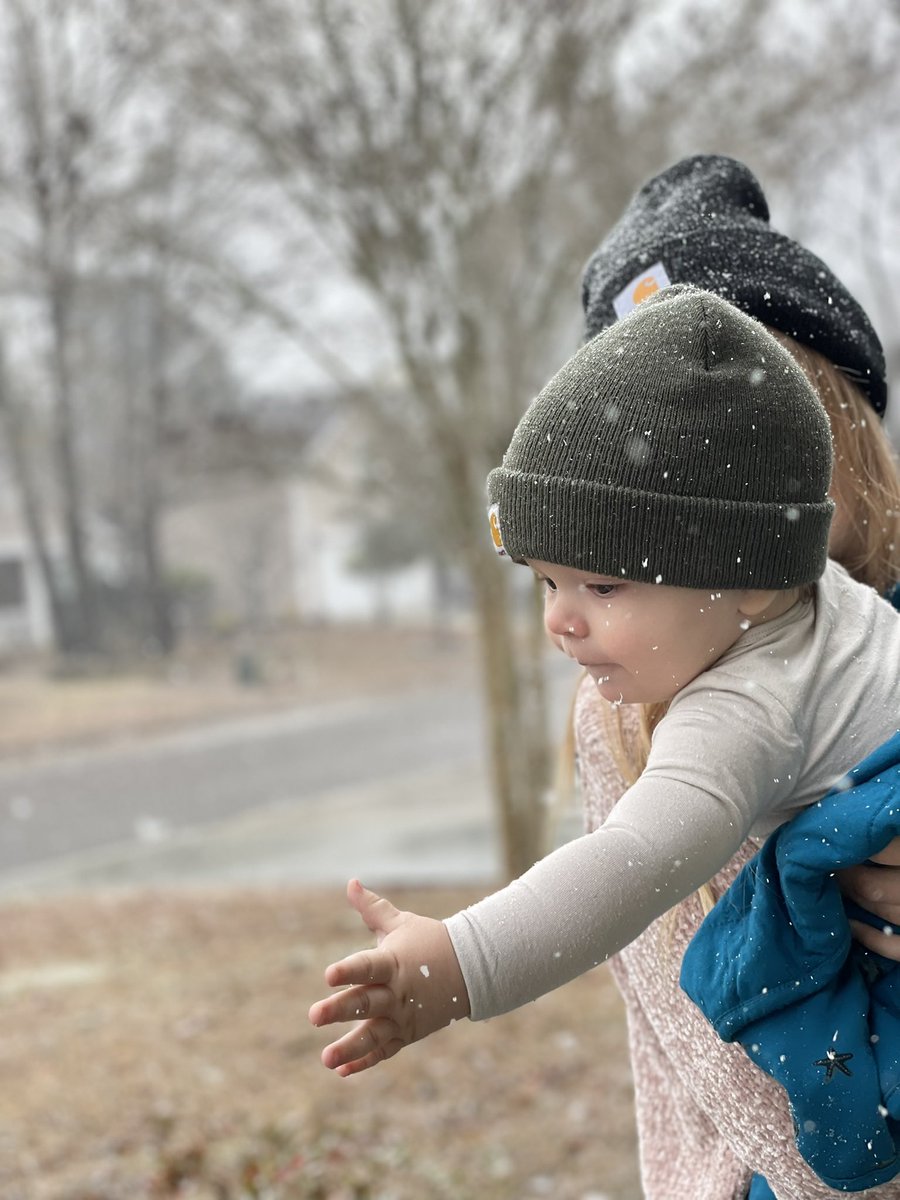 His first snowflakes ❄️ ❤️#snow