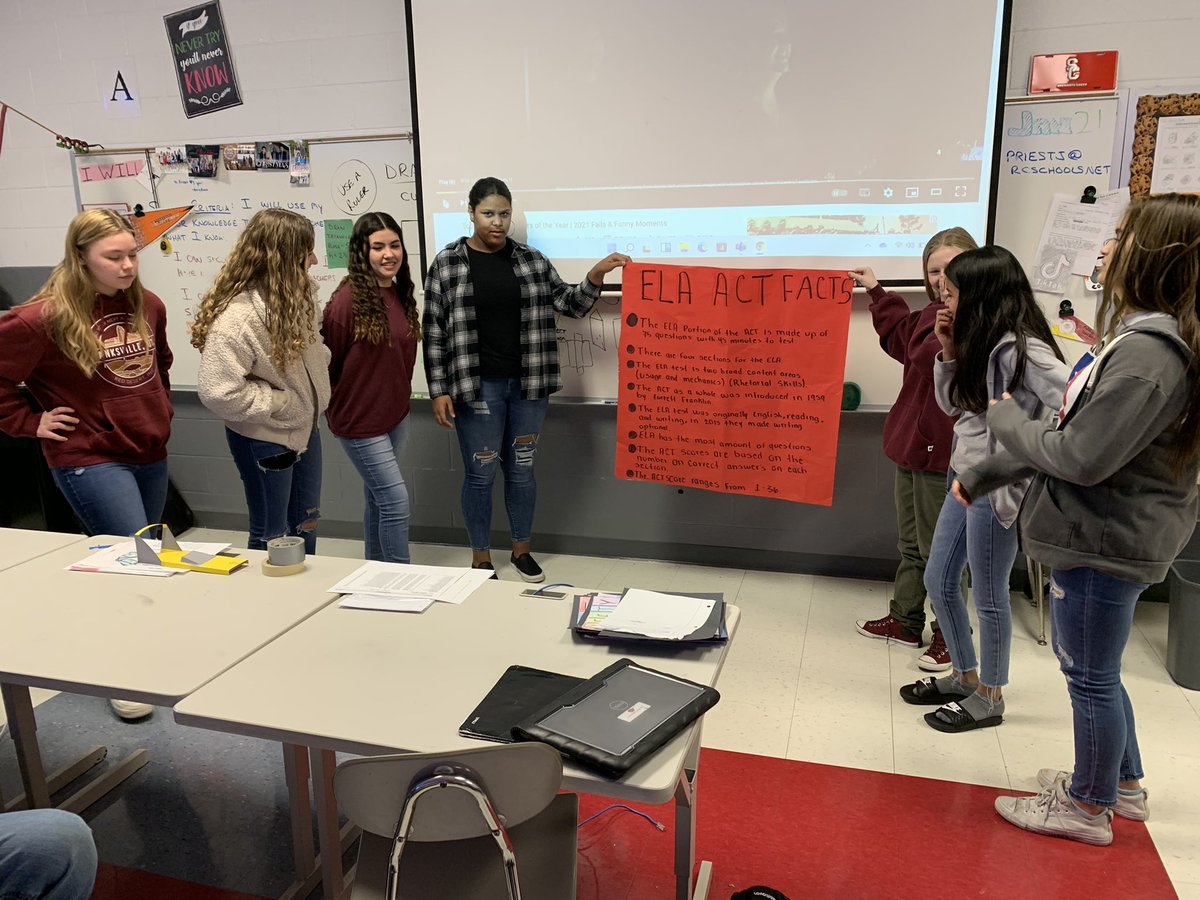 SCMPriest's tweet photo. Today in 903 - @SCMFalcons 8th graders teaching their peers about the 4 sections of the @ACT. @coachpt91 @Principal_Murry @MrsCron12 #BeDifferent #BeAwesomeToday #ACTStrong https://t.co/DA608R9Qkk