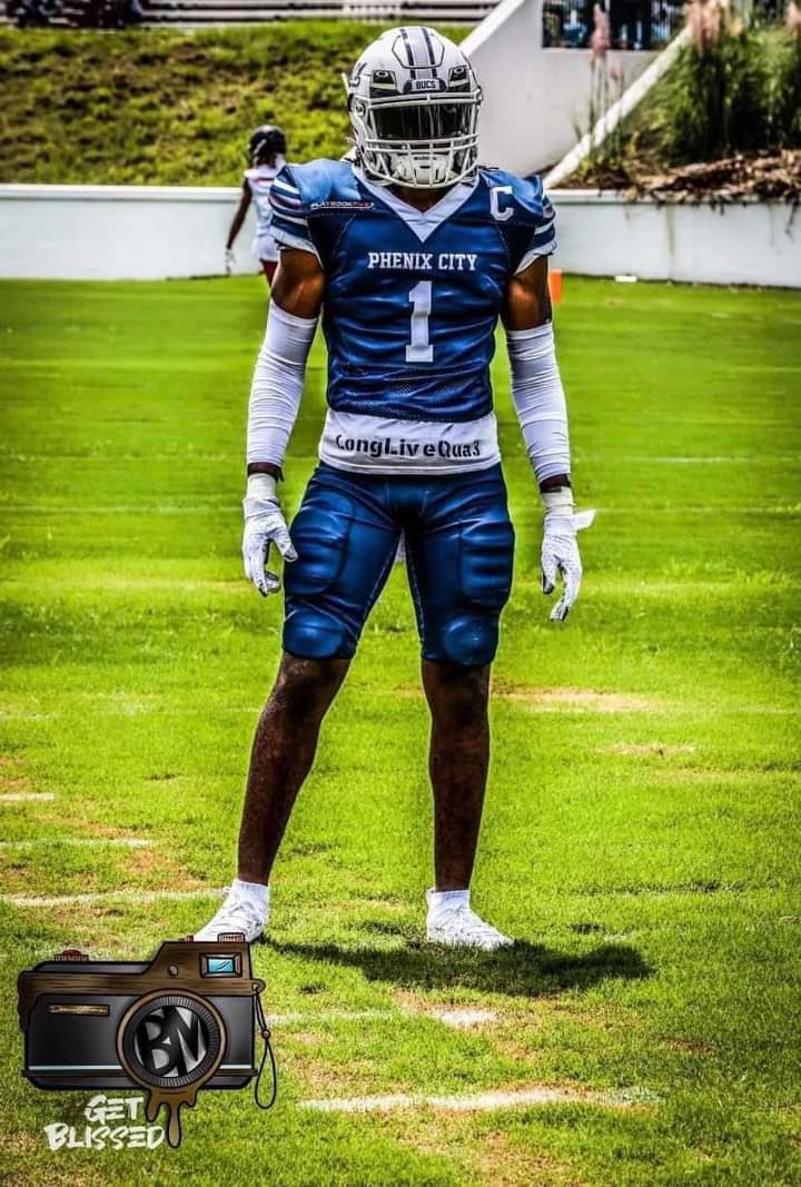 D1bigboi's tweet photo. #AGTG Blessed to receive an Offer from phenix city college🔵🙏🏾🙌🏾 @PhenixCity_Bucs @KyleEchols4 @idunklewis @DJLemons6 @CjDrinkard @marqucee @RecruitGeorgia @rusty_easom https://t.co/S1RtJTdWMm