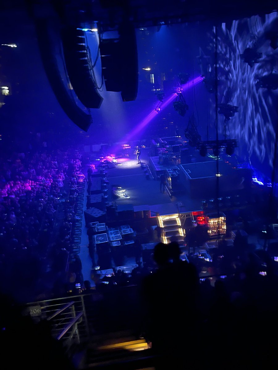 zolacopher's tweet photo. @tool sublime #worldarena https://t.co/NzimSfdvev