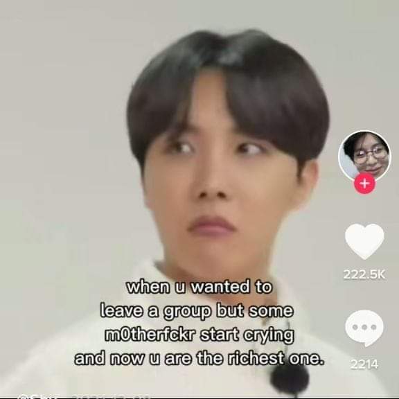 Sahar67037777's tweet photo. OMG this fandom is soo......😂😂😂😂😂😂
#amryforever
#BTS https://t.co/gLEq2gy11x