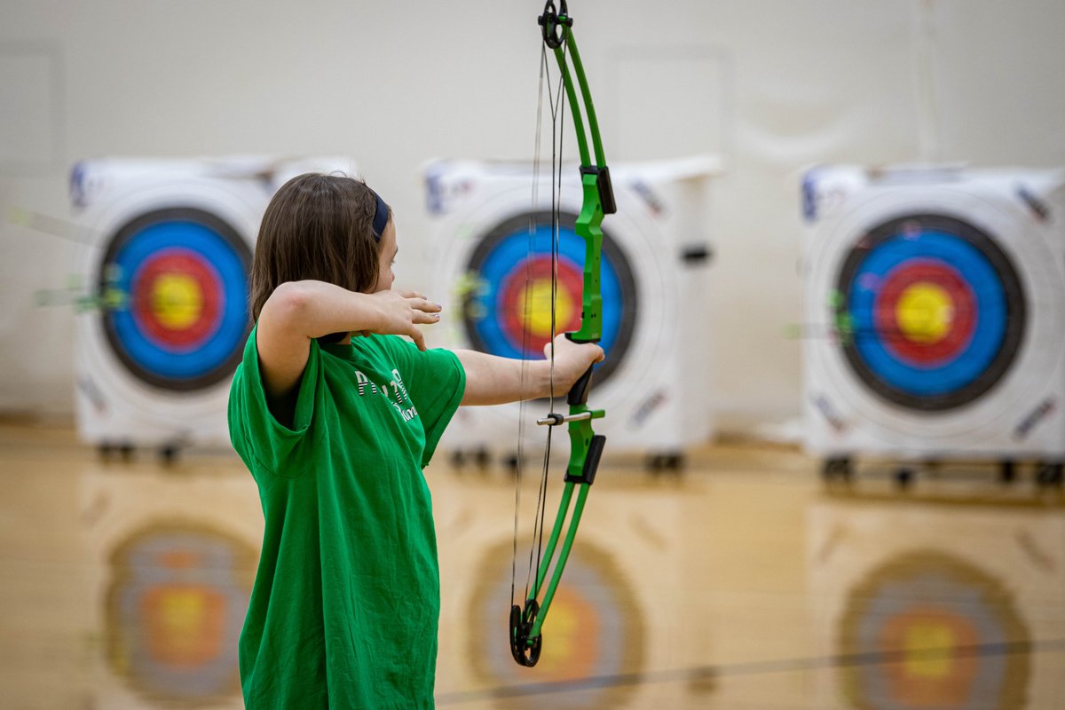 iwoody2's tweet photo. im feeling a little better today, so i went and got back behind the lens this morning and shot my daughters first archery invitational this morning at #fairviewelementary https://t.co/PCtjHCpeai