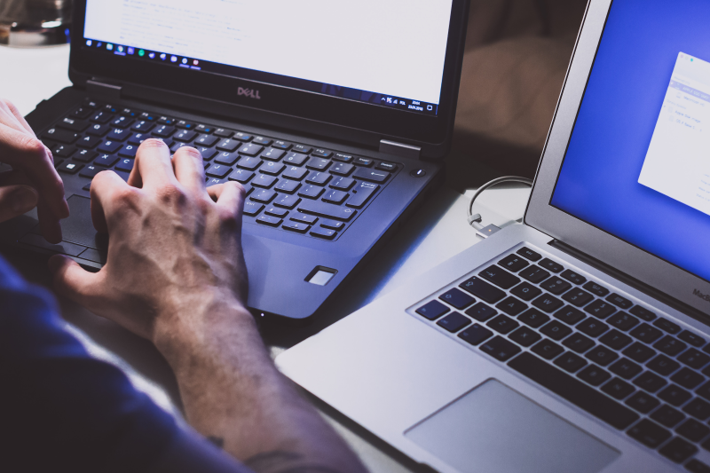 LearnTechGuy's tweet photo. Buying a new computer and need some help?  Check out "Some Simple Questions To Ask When Buying A New Computer" - https://t.co/8R9SkrNCA4 #Laptops #Desktops #Technology #LearnTech https://t.co/ZLjIKWlsfE