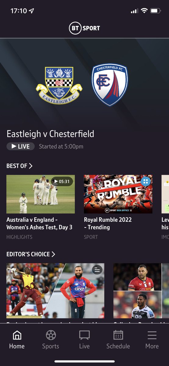 Really <a href="/btsportfootball/">tntsportsfootball</a>? The second year of <a href="/EastleighFC/">Eastleigh FC</a>’s new badge and yet somehow failing to change it is rather laughable 🤔

#Spitfires