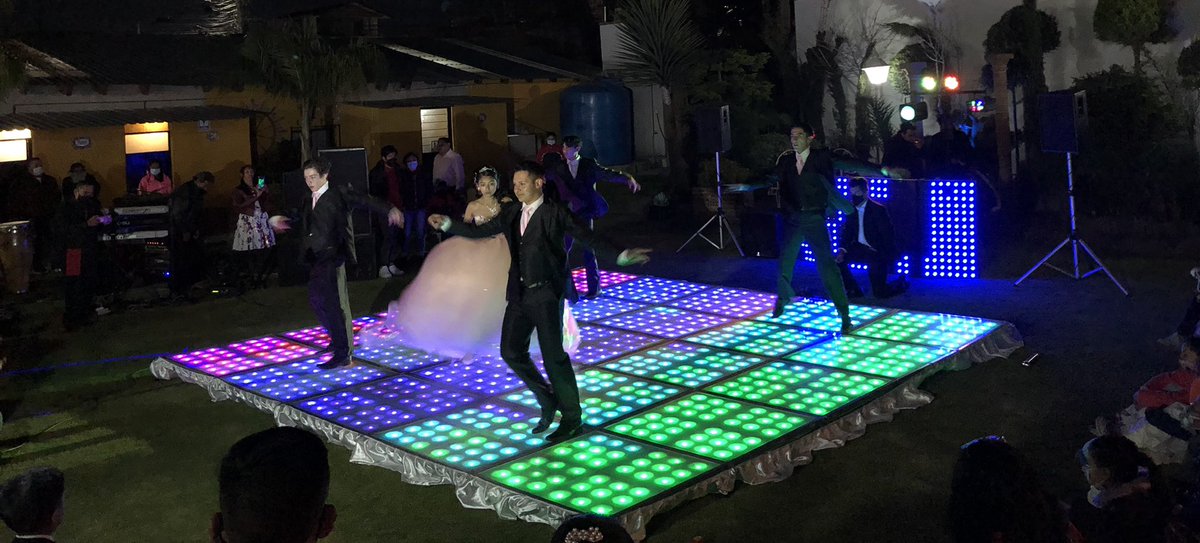 djsmyllers's tweet photo. Evento de #XVAños con pista iluminada en “La Finca Rústica” en San Pedro Totoltepec, #Toluca, Estado de México. Cotiza sin compromiso alguno de nuestros paquetes para tu próximo evento social.

7225663953 / 7225326278

#metepec #zinacantepec #lerma #boda #quinceaños #dj https://t.co/EDix9QzsZZ