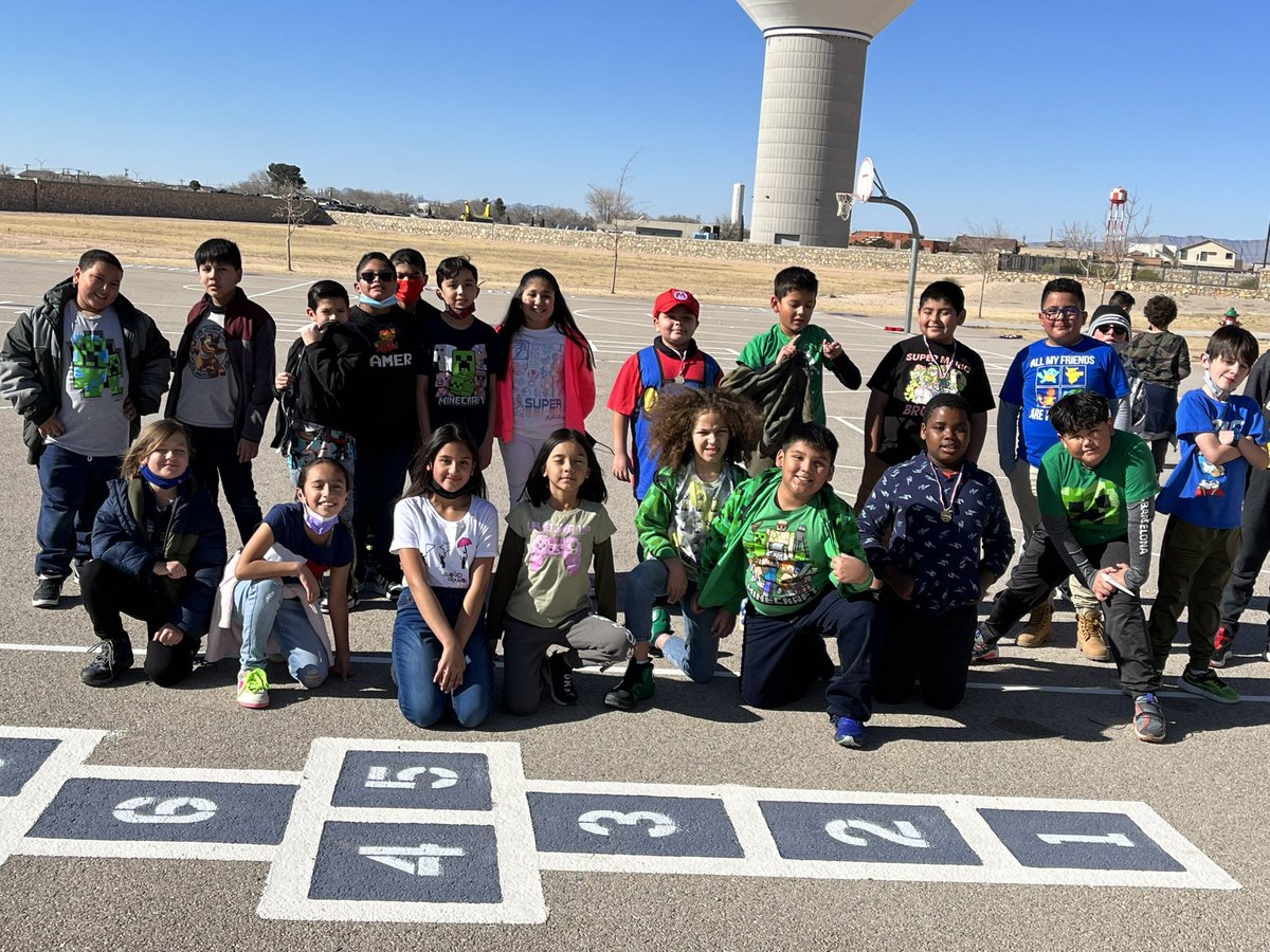 jarvizu_HHES's tweet photo. Leveling up Saturday camp in full effect at PHE! #HeroStrong https://t.co/Oj79phvG54