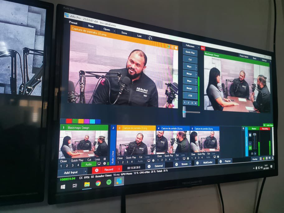 Triosaludrd's tweet photo. Hoy grabamos el primer “detrás de la consulta” y nuestra primera invitada fue la querida @JulySeEs. Recuerda suscribirte al canal de YouTube de TRÍO SALUD. https://t.co/7mj5PjVwn8