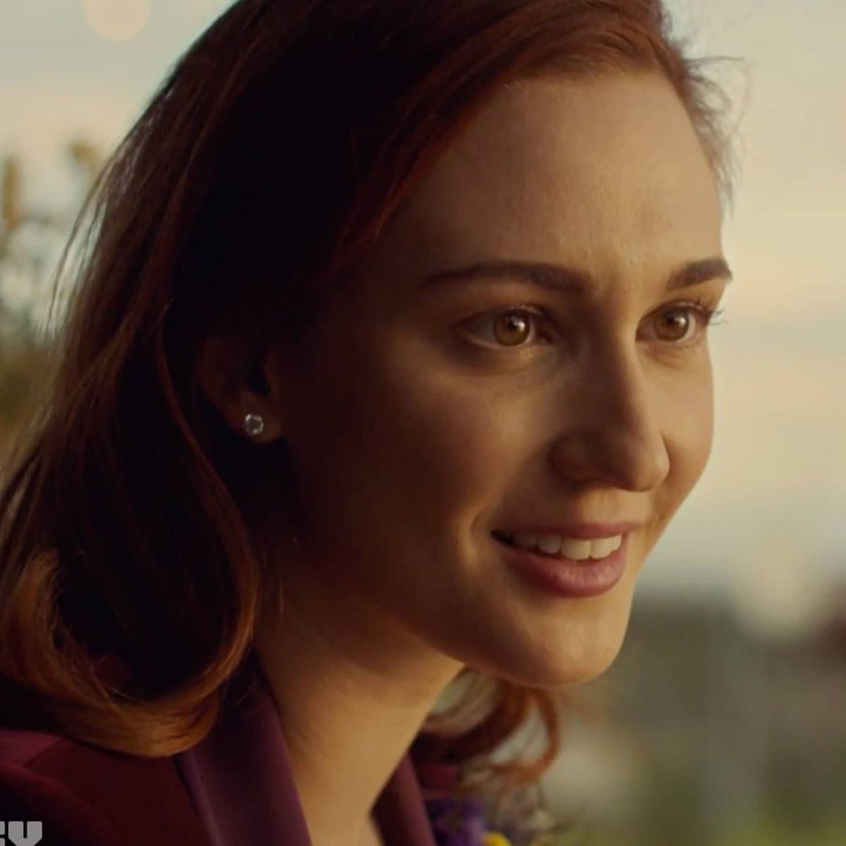 nanceevdb's tweet photo. “The love in your heart becomes visible in the sparkle of your eyes and the cheer of your smile.” ❤️
#KaturdayWE #WynonnaEarp #BringWynonnaHome https://t.co/YTh0o6naoi