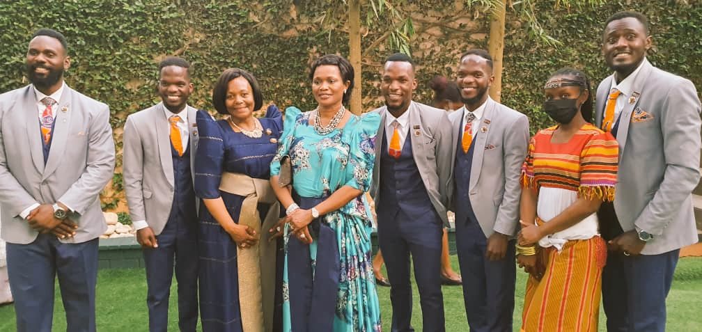 Canaangents's tweet photo. Kyatendo: Meeting the Queen of Buganda yet again in a similar fashion keeps us humbled by God's intention with our gifts. When we sang at Kabaka's birthday in 2018, Maama Nabagereka was impressed by our performance and history just repeated itself today. #CanaanGents https://t.co/1ZVEB100rO