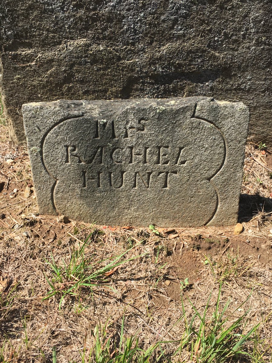 iamtherockghost's tweet photo. I've been really in love with these #1700s #footstones in Andover, #Connecticut.  #cemetery #graveyard #NewEngland https://t.co/C99QjsuXuJ