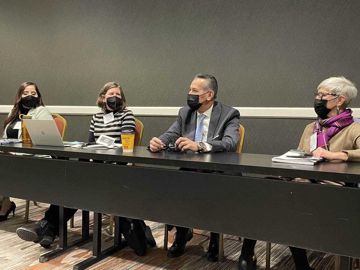 EAlvarezD91's tweet photo. What a star panel of principals sharing their experience of providing #SEL @IllinoisALAS! @patriciabrekke Mary Kay Richardson, Luis Téllez and @PrincipalLJ10 https://t.co/VEJuqes2Br