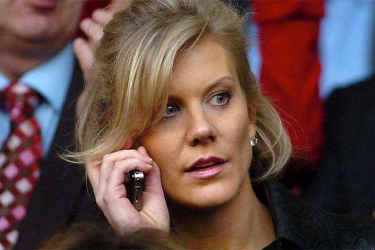 “Mehrdad, the Saudi’s want to know why there’s been a £40M transaction in their account? What do you mean you got Joelinton a friend.” #NUFC