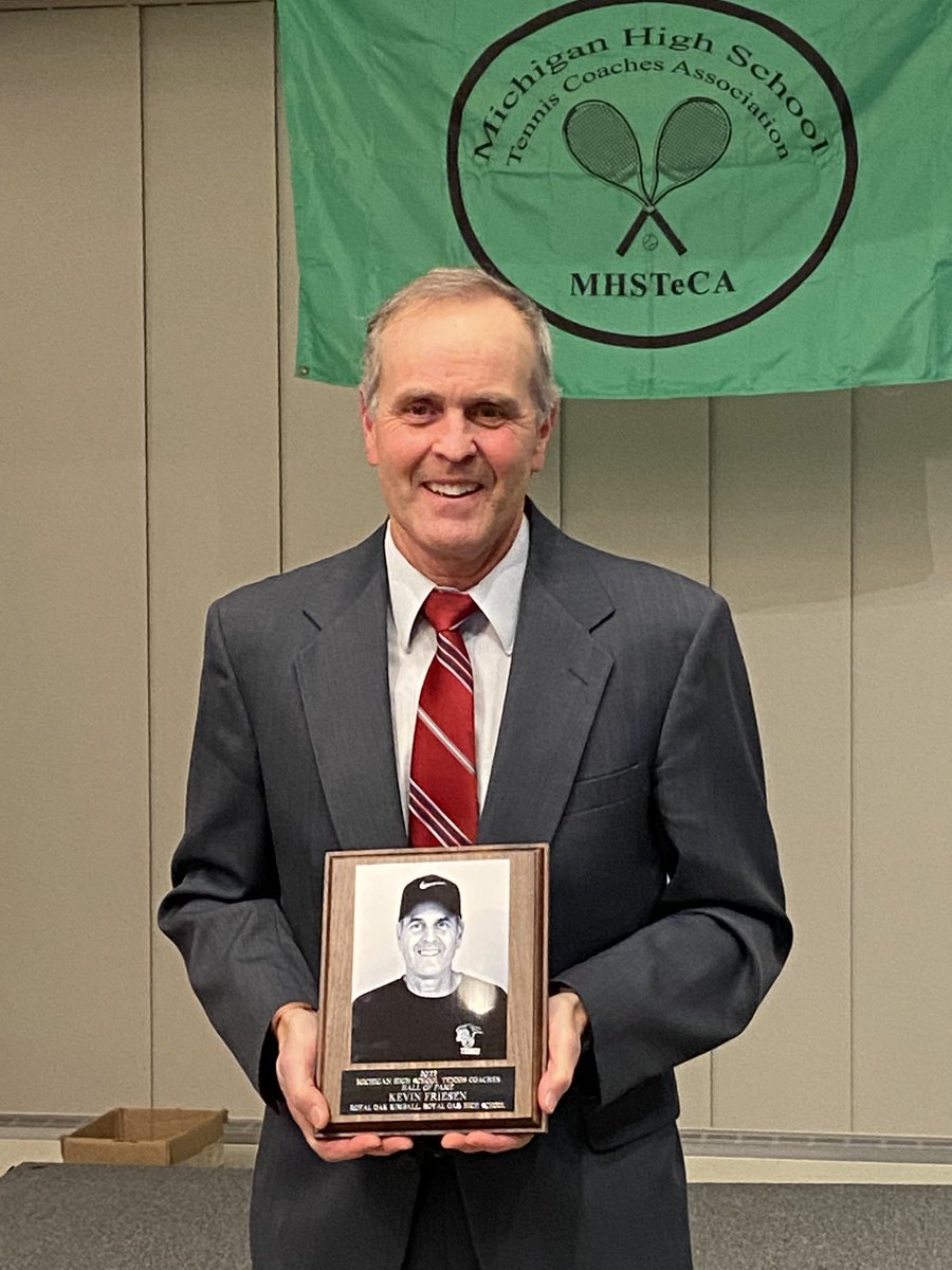ROHSAthletics's tweet photo. Congratulations again to Coach Friesen On being being inducted into the Michigan high school tennis coaches Hall of Fame! ⁦@royaloakschools⁩ ⁦@MrGiromini⁩ ⁦@mbfitz23⁩ ⁦@ROHSTennis⁩ https://t.co/JvQAzyw609