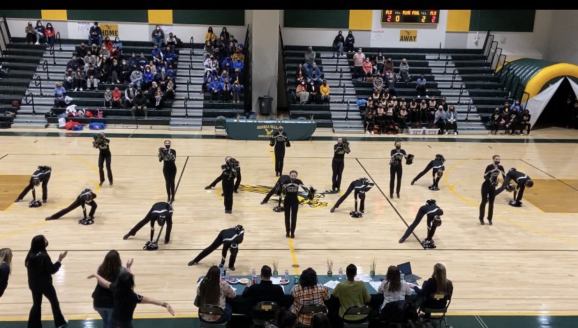 GSEdmundson's tweet photo. Back in Person! @NWPoms @Northwest_Jags @NorthwestJags @SVPoms @SenecaValleyHS #LetsGoJags https://t.co/CnKhOVNBKt