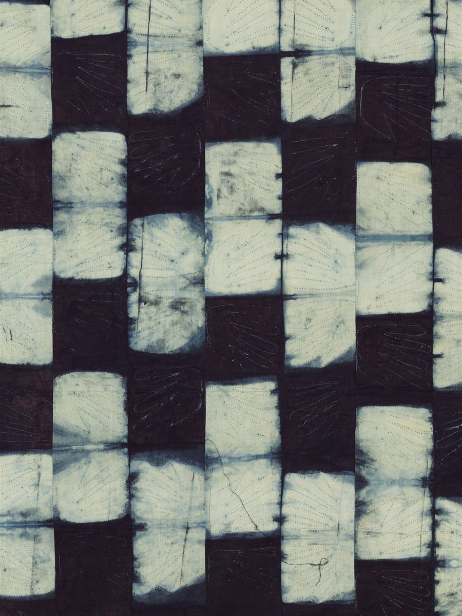 V_and_A's tweet photo. Buckle up for your guide to Nigerian tie dye. Adire are 'tied and dyed' indigo textiles and below are the many different ways to create patterns.

1. Tying small stones or seeds into the cloth
2. Folding and tying method
3. Stitch resist

More: https://t.co/8Zf7xAna10 https://t.co/xmjiMNhDiy