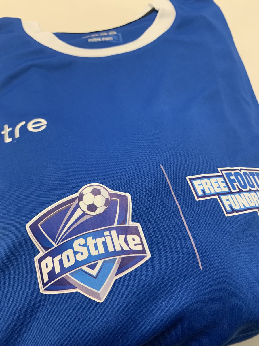 ProStrikeEvents's tweet photo. 🚨 It’s time for another ProStrike shirt giveaway! 🚨

This time you can win a set of 15 blue shirts for your Primary School ⚽️

To enter simply follow, retweet and comment with the name of your school!

#edutwitter #Giveaway https://t.co/ha43uOYDkg