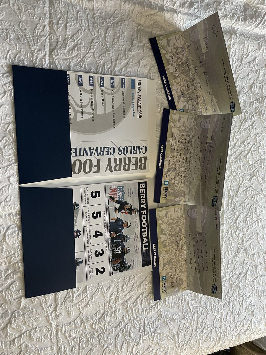 Had an amazing time <a href="/berrycollege/">Berry College</a> thank you @BCCoachSmith <a href="/BCCoachK/">Tony Kunczewski</a> <a href="/luke_seale/">Coach Seale</a> for the invite and amazing time ‼️