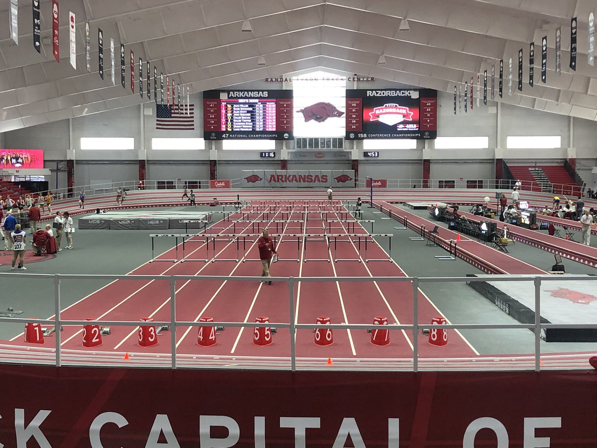 KISDAthletics's tweet photo. Watching 👀 some of the best NCAA Track programs and athletes in the nation today at the #TrackCapitalOfTheWorld @UArkansas . (3 from @KellerISD) 1st class facility for sure. Arkansas, Oregon, Stanford, Georgia, Pitt, Mizzo, Iowa, Okla. St., Iowa St., USC and LSU! https://t.co/1ne24Grnh1