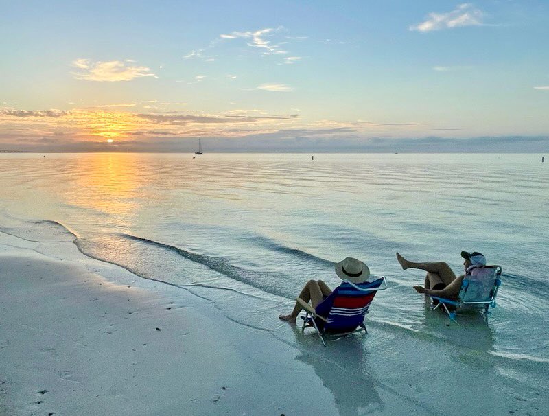 thefloridakeys's tweet photo. Grab a seat! Let’s enjoy the weekend… and these #FloridaKeys views. https://t.co/zA3I6XQgFk