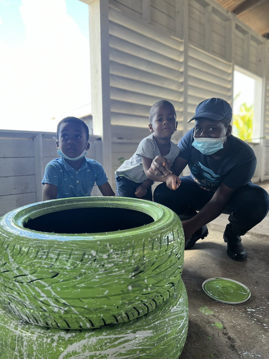 🥺🙏🏾👨🏾‍🌾 can’t believe this is happening right now. Let’s grow together 🌱 kids really out here showing out ❤️