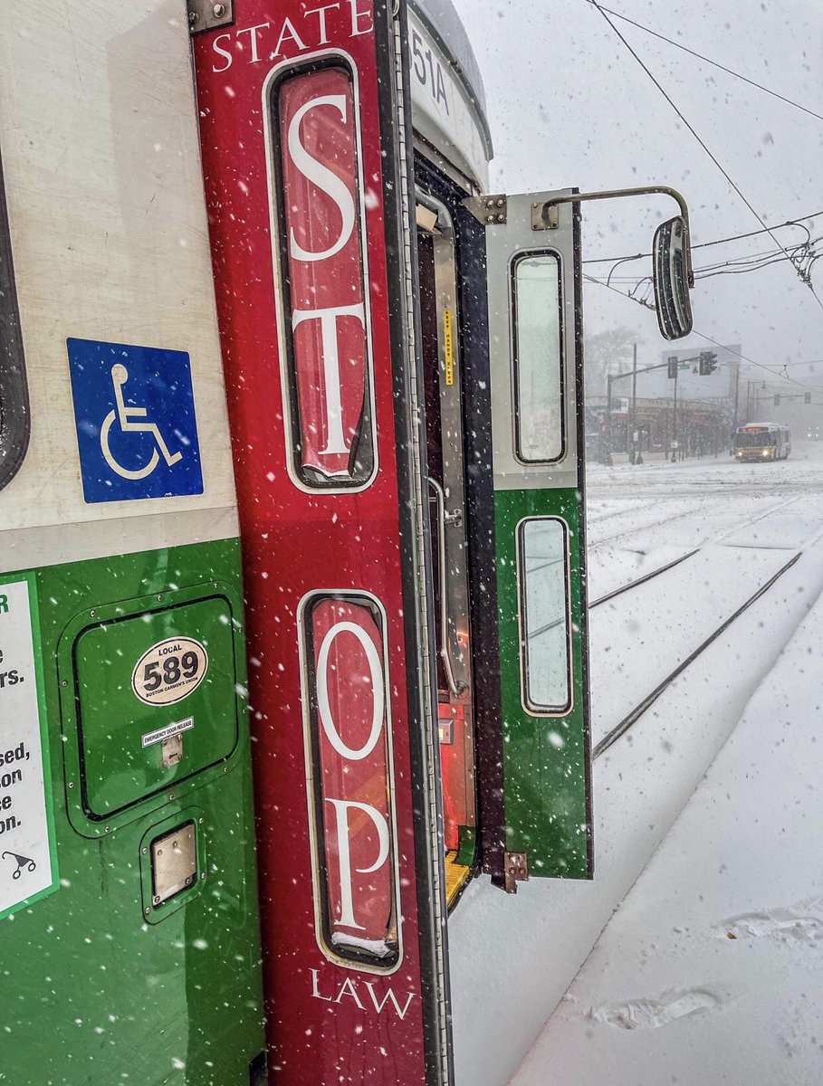 carmensunion589's tweet photo. Thanks to every operator, inspector, yard master, instructor, and dispatcher working today to ensure our riders with essential travel needs can get where theyโre going. Stay safe everyone! #blizzard2022 #WeMoveMA #MBTA https://t.co/7RFuhuyims