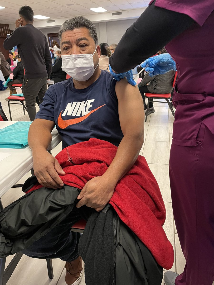 We’ve had an amazing turnout here at our Fiesta de Salud! So many members of our community came to #VaxUpHouston, and we are so excited. #bcmmedicine #vacunate