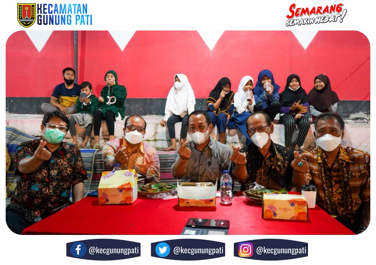 Festival Semarang " Tumplek Blek" di Taman Amongrogo Kelurahan Sumurrejo..
Tetap wajib prokes ya lur..
#KecamatanGunungpati
#ayowisatakesemarang