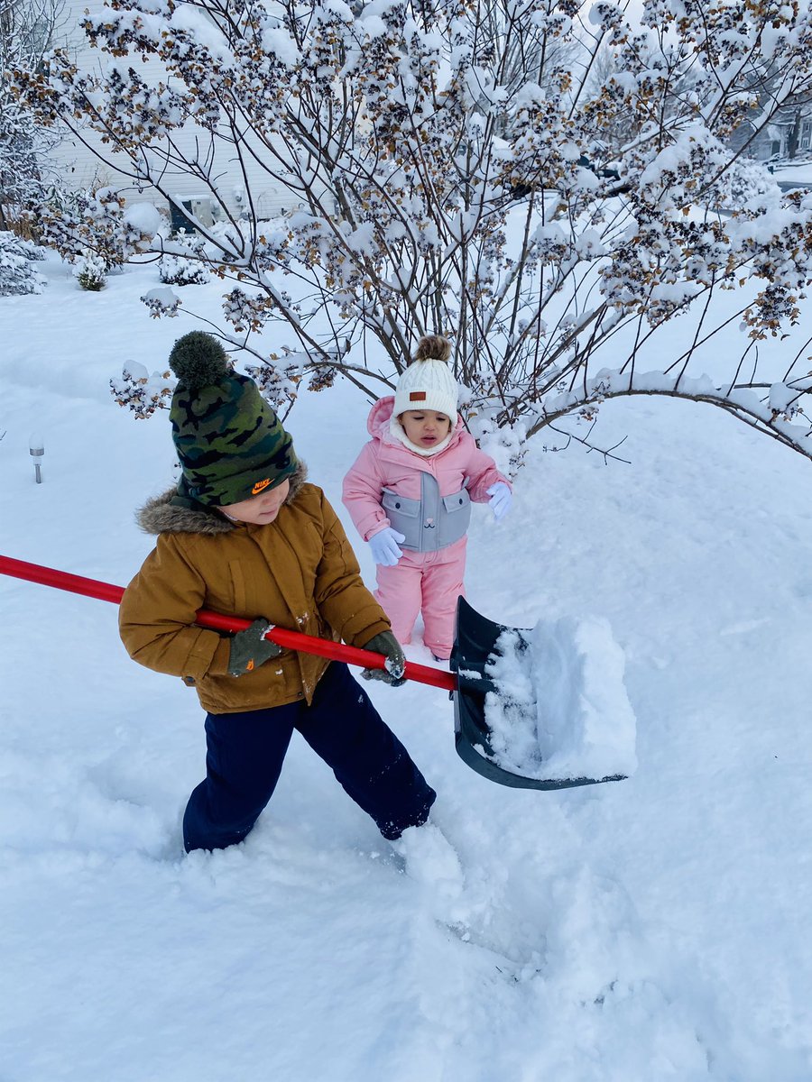 She. E. O. tweet media