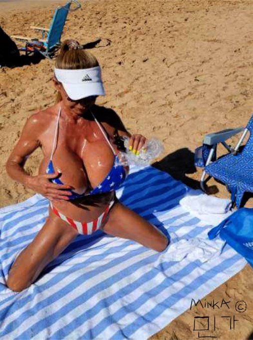 Hi. I am trying onlyfans. Please see my new videos @ minka4you https://t.co/jC4NiTRL1g