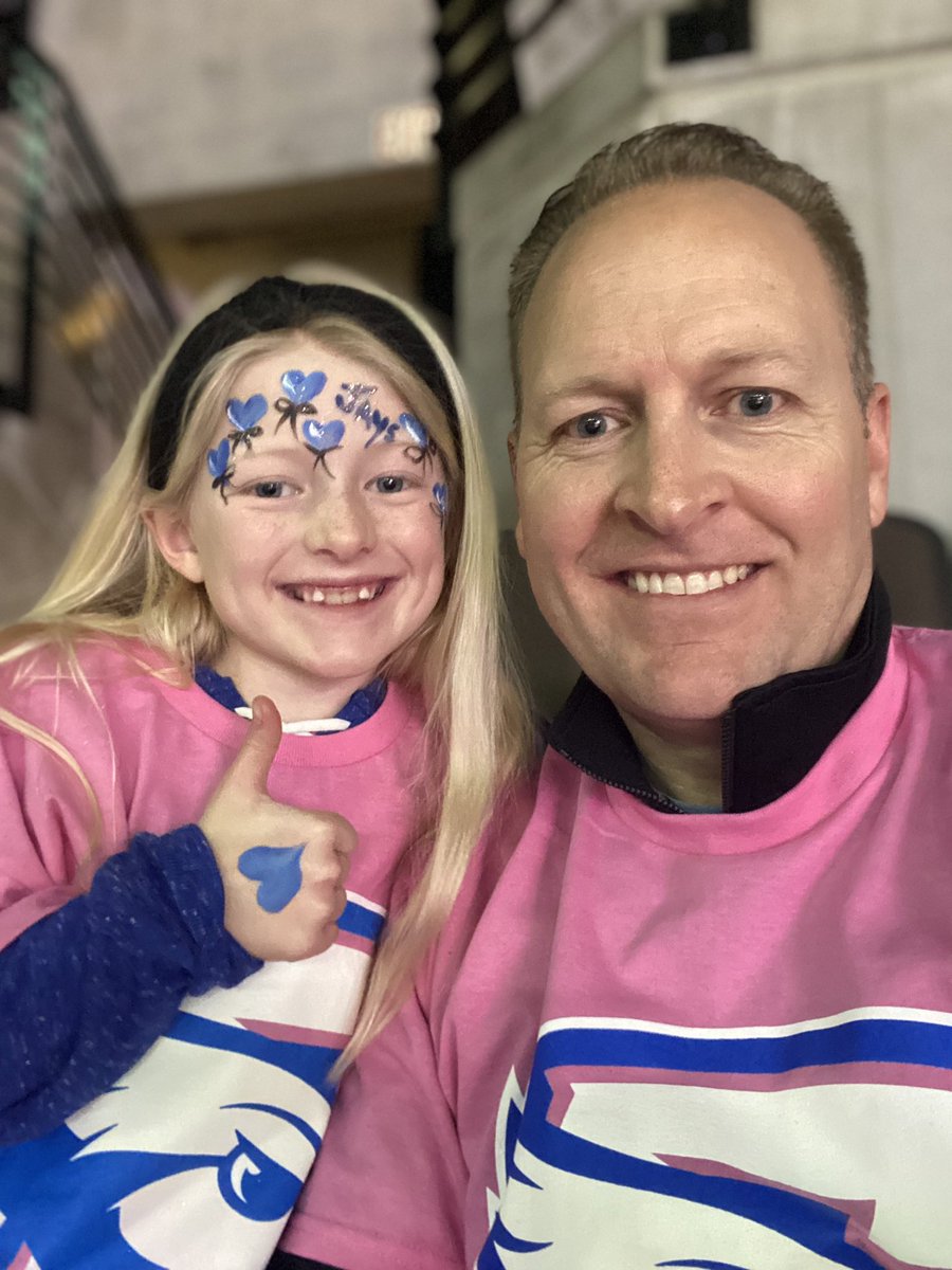 To those fighting, those who won, and to those who ran out of time- we honor you! #cancersucks #creightonvscancer #GoJays