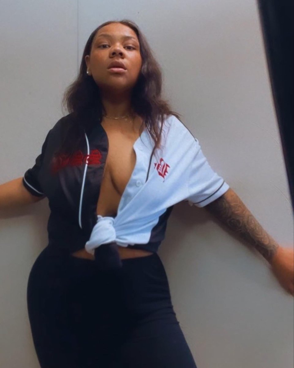 kelsnicole____'s tweet photo. 🤍 https://t.co/oJu6rnR1ZP