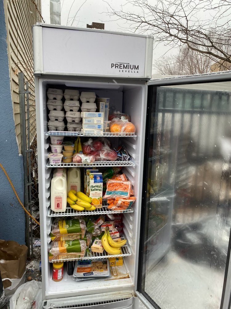 Community Fridges are resource hubs where anyone can share surplus food. 

It’s normalizing the idea that no one should go hungry. It normalizes the reality that everyone needs food. 

Our Silk City Community fridge has been running since the summer and we hope to install more.❤️ 