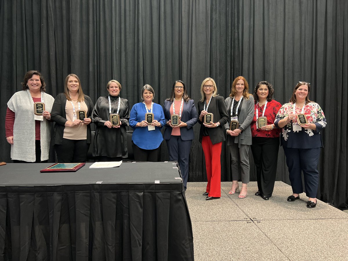 Two exceptional leaders pictured and we are fortune to have them both in Corsicana ISD.  Congratulations to <a href="/stephhowell94/">Afrid</a> for being the recipient of the <a href="/TCWSETx/">Texas Council of Women School Executives</a> Bravo Award. What an honor to have Dr. Frost present these amazing women with their awards. #tcwse2022